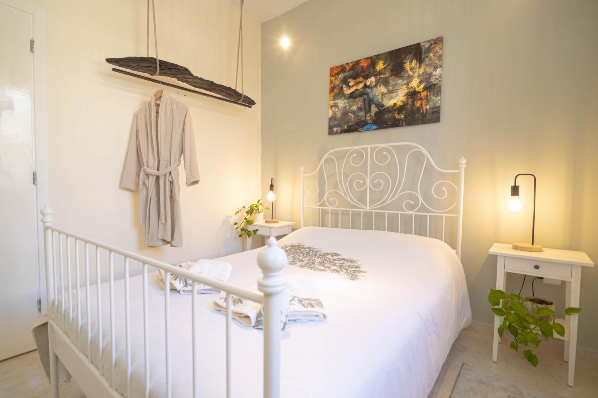 Flowers In The City - Elegant Home In Argostoli Extérieur photo
